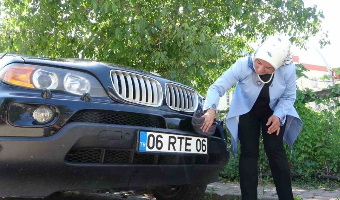 Cumhurbaşkanı Recep Tayyip Erdoğan’a ait "06 RTE 06" plakalı otomobil,