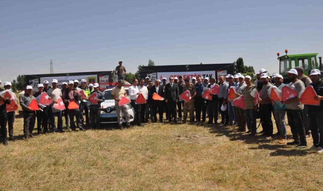 Muş'un Bulanık ilçesinde, Kaymakam Ömer Övünç Koşansu ve Belediye Başkanı