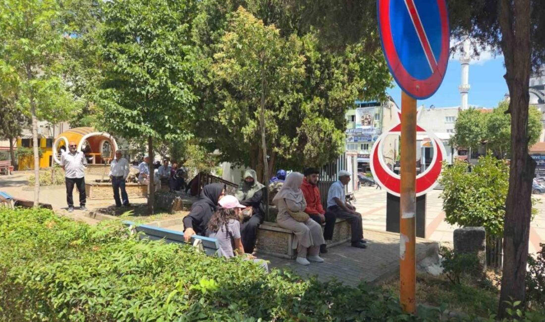 Bursa'nın Gemlik ilçesinde 4.3 büyüklüğünde bir deprem yaşandı. AFAD'a göre