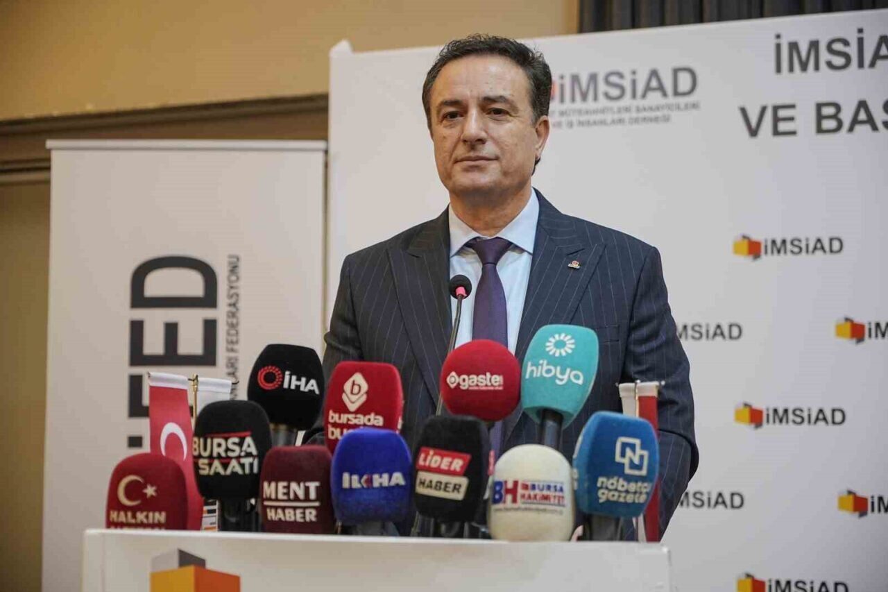 İMSİAD Başkanı Şeref Demir, inşaat sektöründeki daralmayı ekonomik zorluklar ve