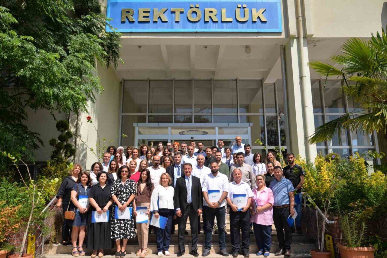 Bursa Uludağ Üniversitesi, "Her Ayın Başarılı Akademisyenlerine Teşekkür Töreni"ni beşinci