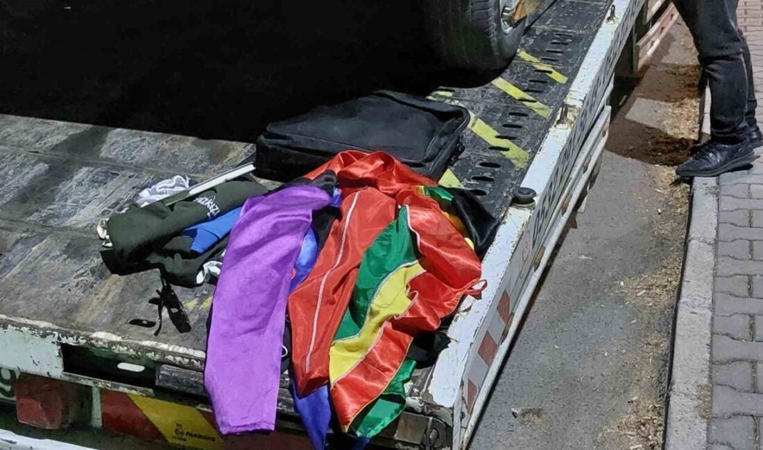 Sakarya'nın Adapazarı ilçesinde R.A.'ya ait otomobili çalan Ö.T., çalıntı aracı