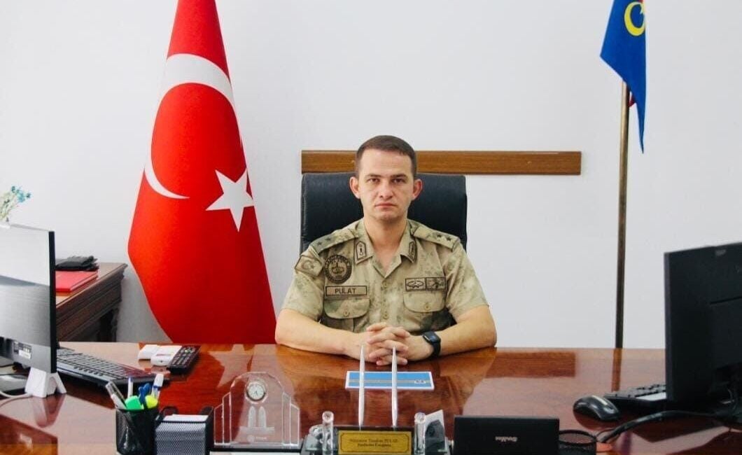 Şanlıurfa'nın Ceylanpınar İlçe Jandarma Komutanlığı'na Jandarma Üsteğmen Bünyamin Tunahan Pulat