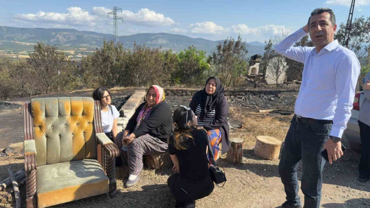 Cumhuriyet Halk Partisi Genel Başkan Yardımcısı Erhan Adem, Bilecik'in Gölpazarı