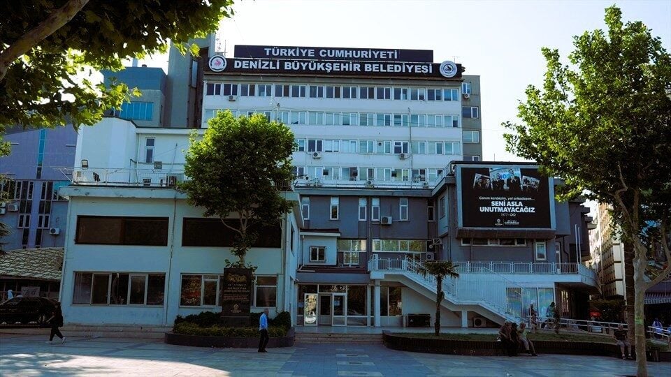 Denizli Büyükşehir Belediye Başkanı Bülent Nuri Çavuşoğlu, eski CHP ilçe