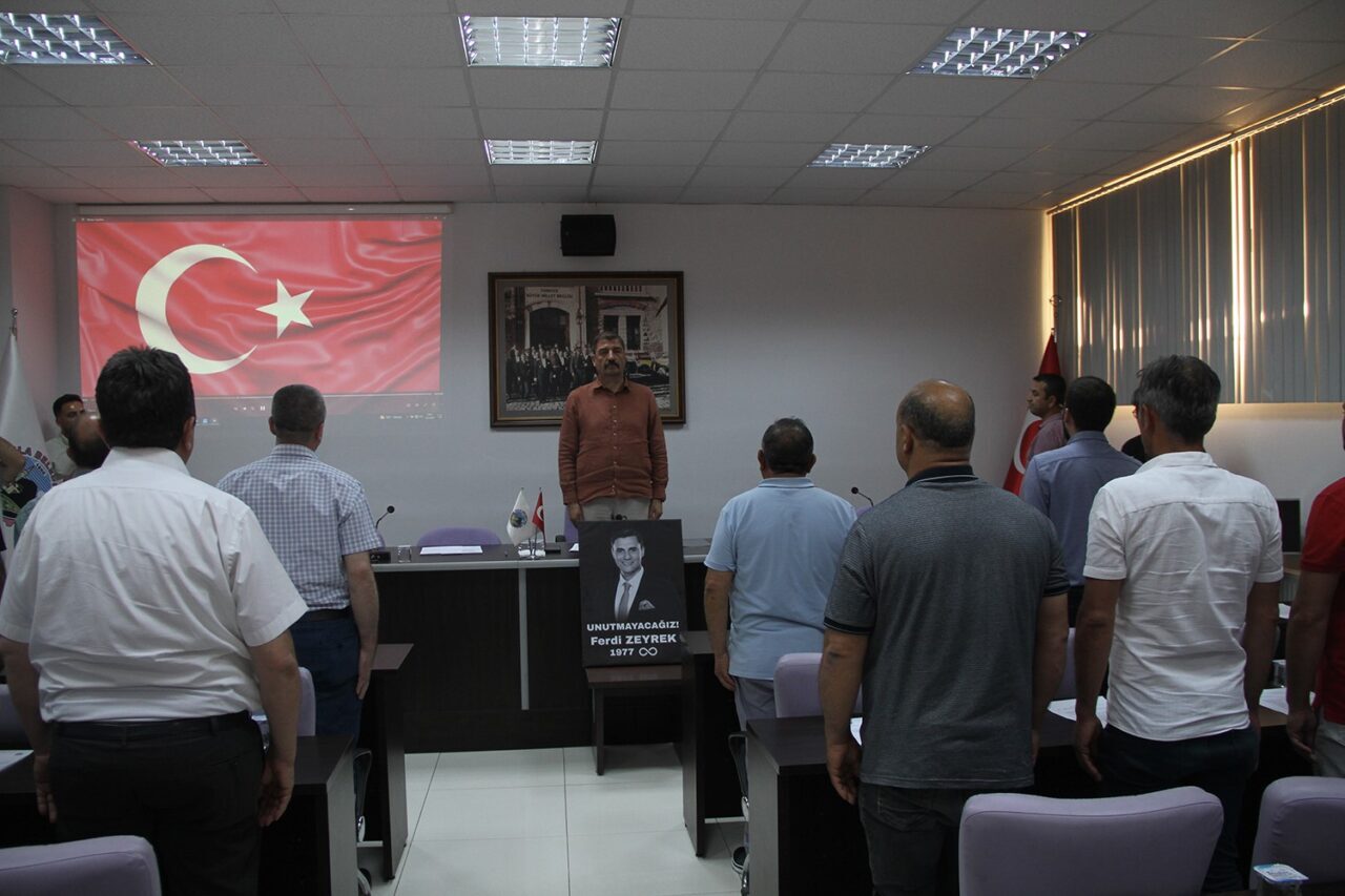 Manisa'da vefat eden Mimar Ferdi Zeyrek'in ismi, Kula'da bir spor