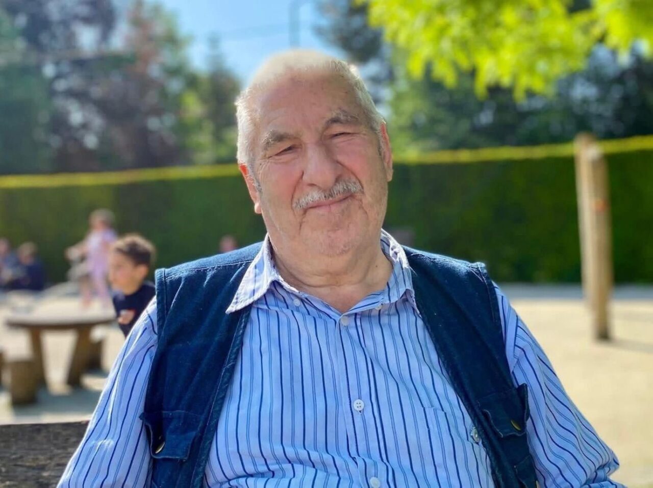 Denizli'nin Merkezefendi ilçesinde 80 yaşındaki Kadir Keyik, yolun karşısına geçerken