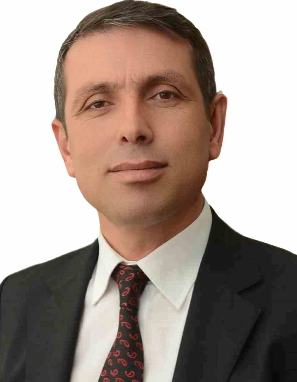 Demokrat Eğitimciler Sendikası (DES) Genel Başkanı İshak Çelebi, Ağustos'ta yapılacak