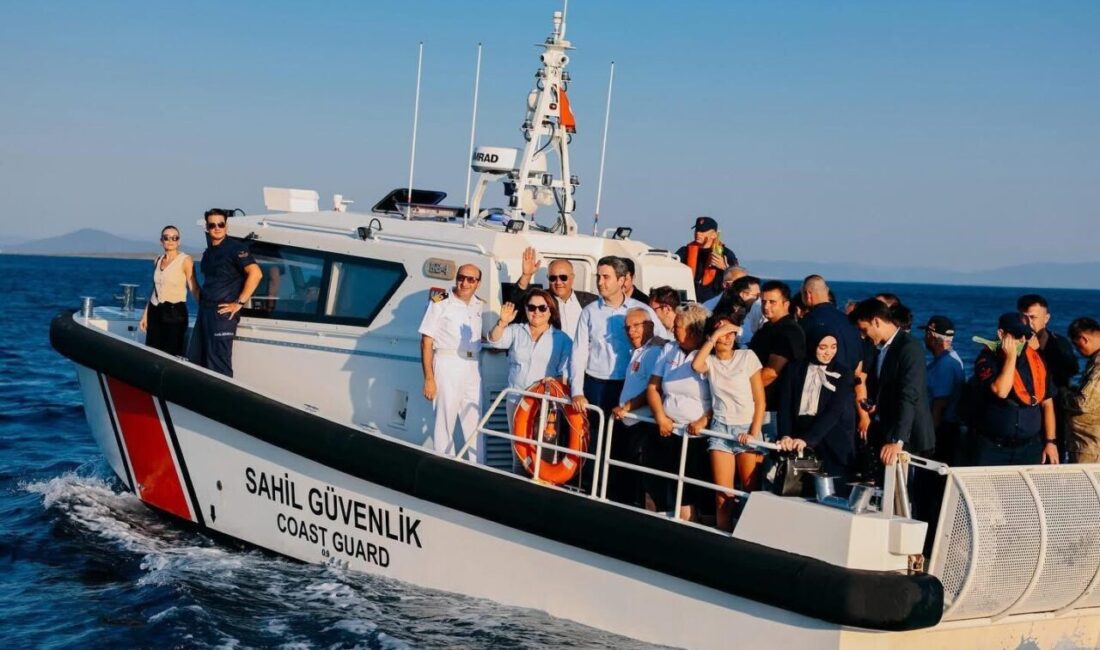 Didim ilçesinde Denizcilik ve Kabotaj Bayramı, coşku içinde kutlandı. Etkinliğe