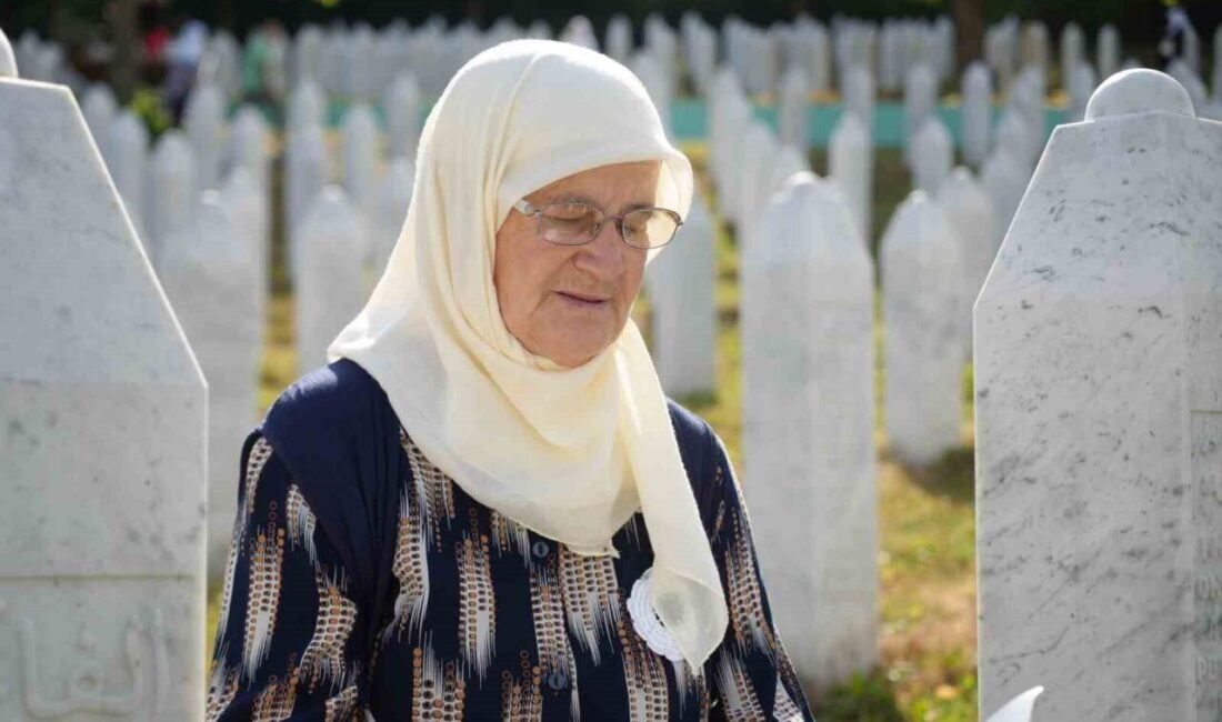 Srebrenitsa'daki soykırımın 30. yıl dönümünde anmalar yapıldı. 8 bin 372