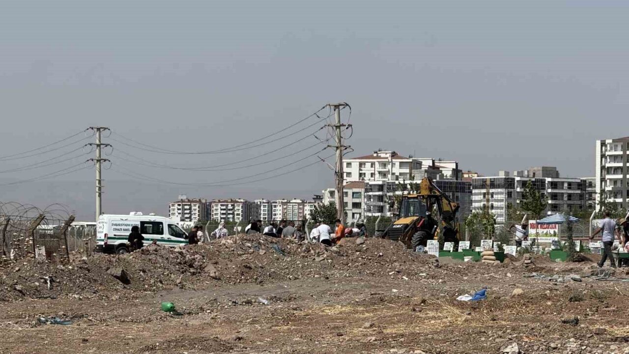 Diyarbakır'ın Sur ilçesinde, 19 yaşındaki H.E., birlikte yaşadığı 20 yaşındaki