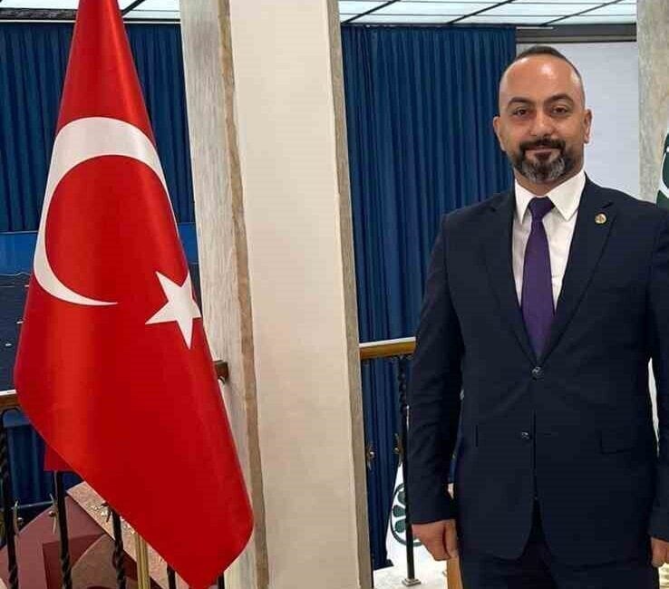 Kahramanmaraş dondurmasına rakip olarak öne çıkan Gaziantep dondurması, Kahramanmaraşlılardan tepki