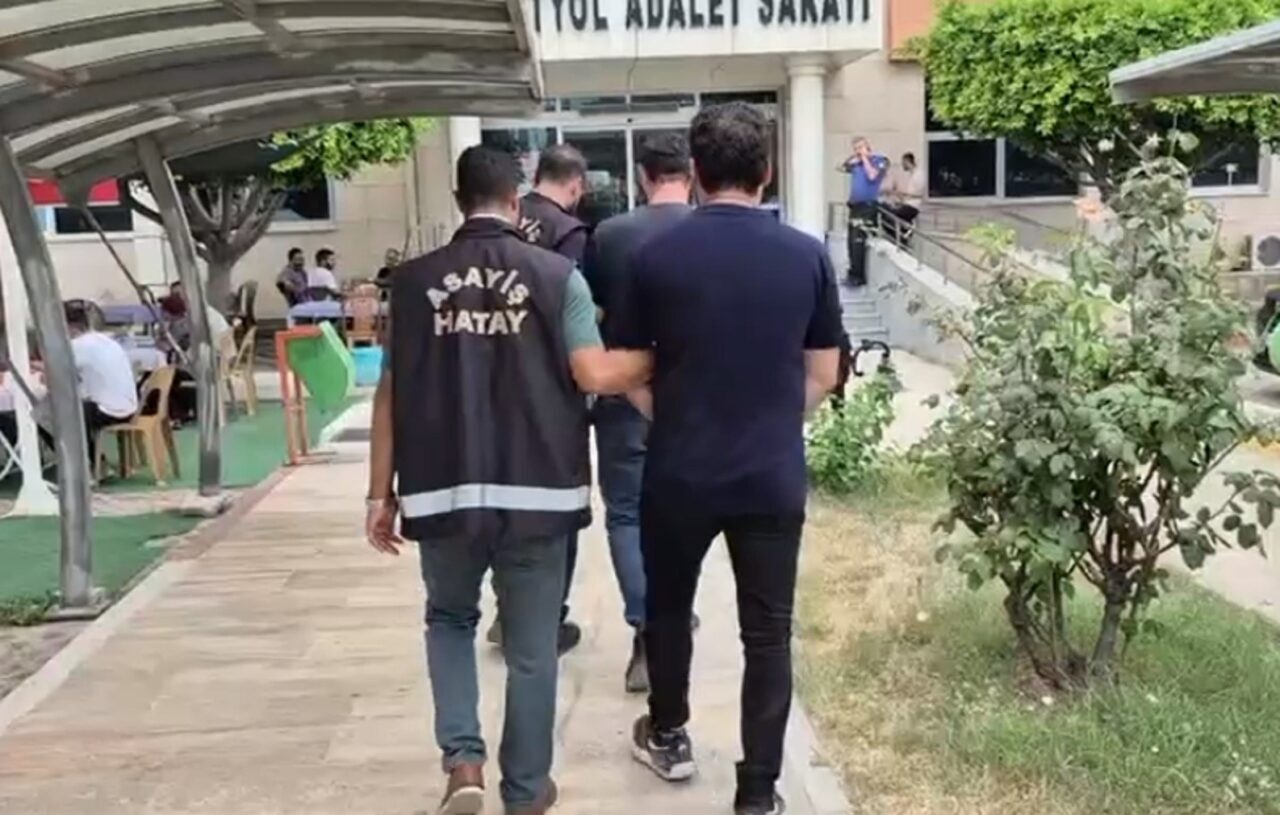 Hatay'ın Dörtyol ilçesinde, silahla tehdit suçundan 3 yıl 9 ay,