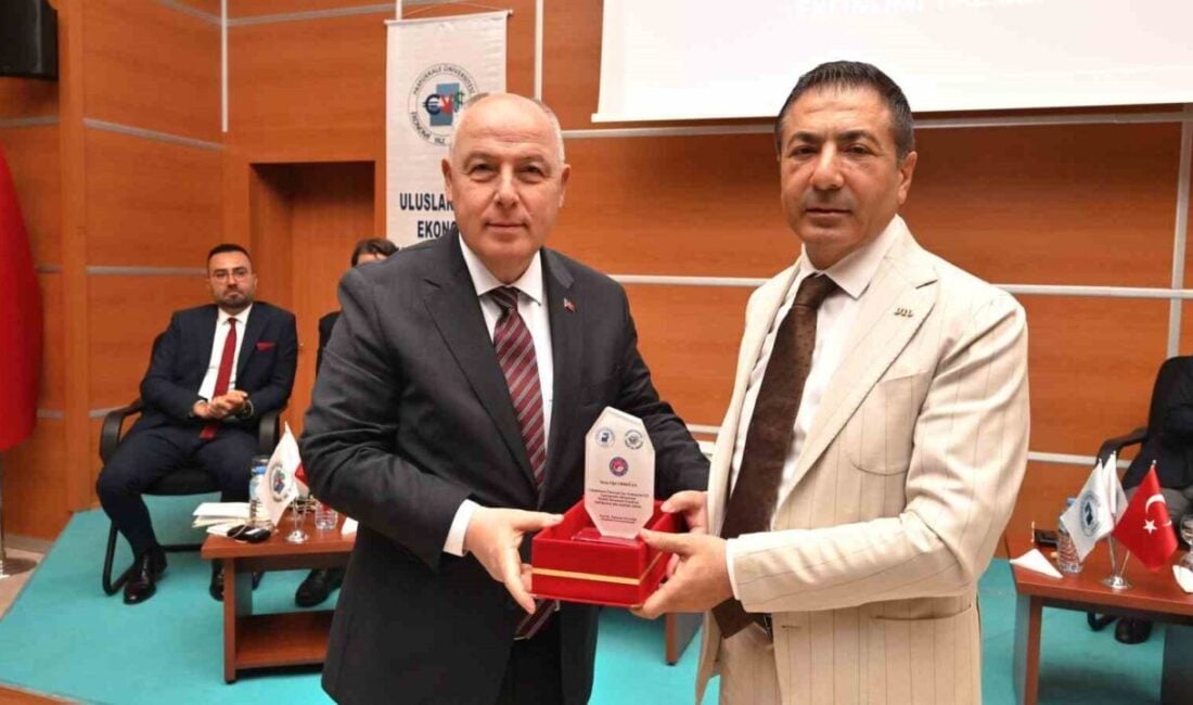 Denizli Ticaret Odası Başkanı Uğur Erdoğan, iş dünyası ve üniversite