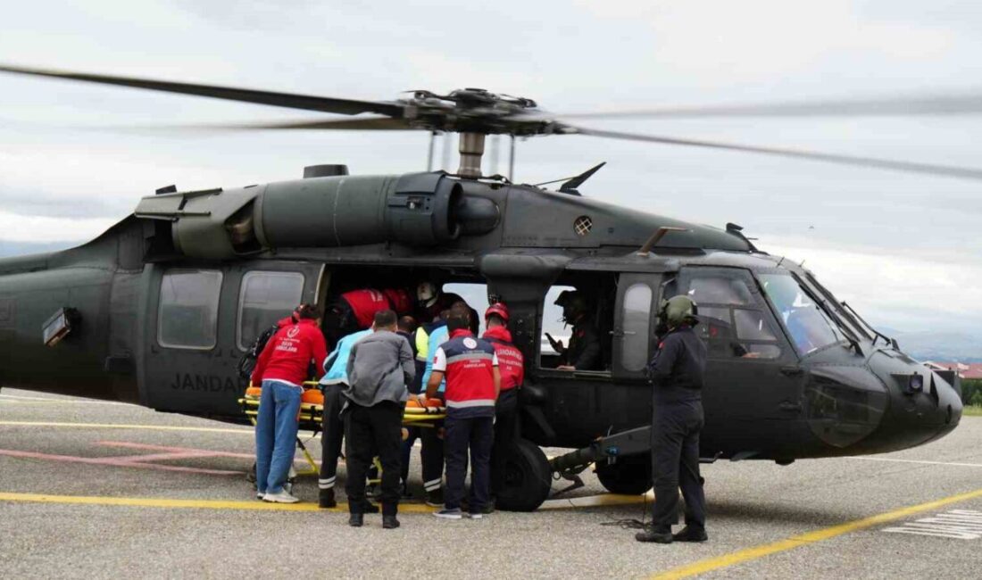 Sivrihisar'dan Rize'ye uçan mühendis pilot Mehmet Demirci'nin özel uçağı, Erzurum-Bayburt