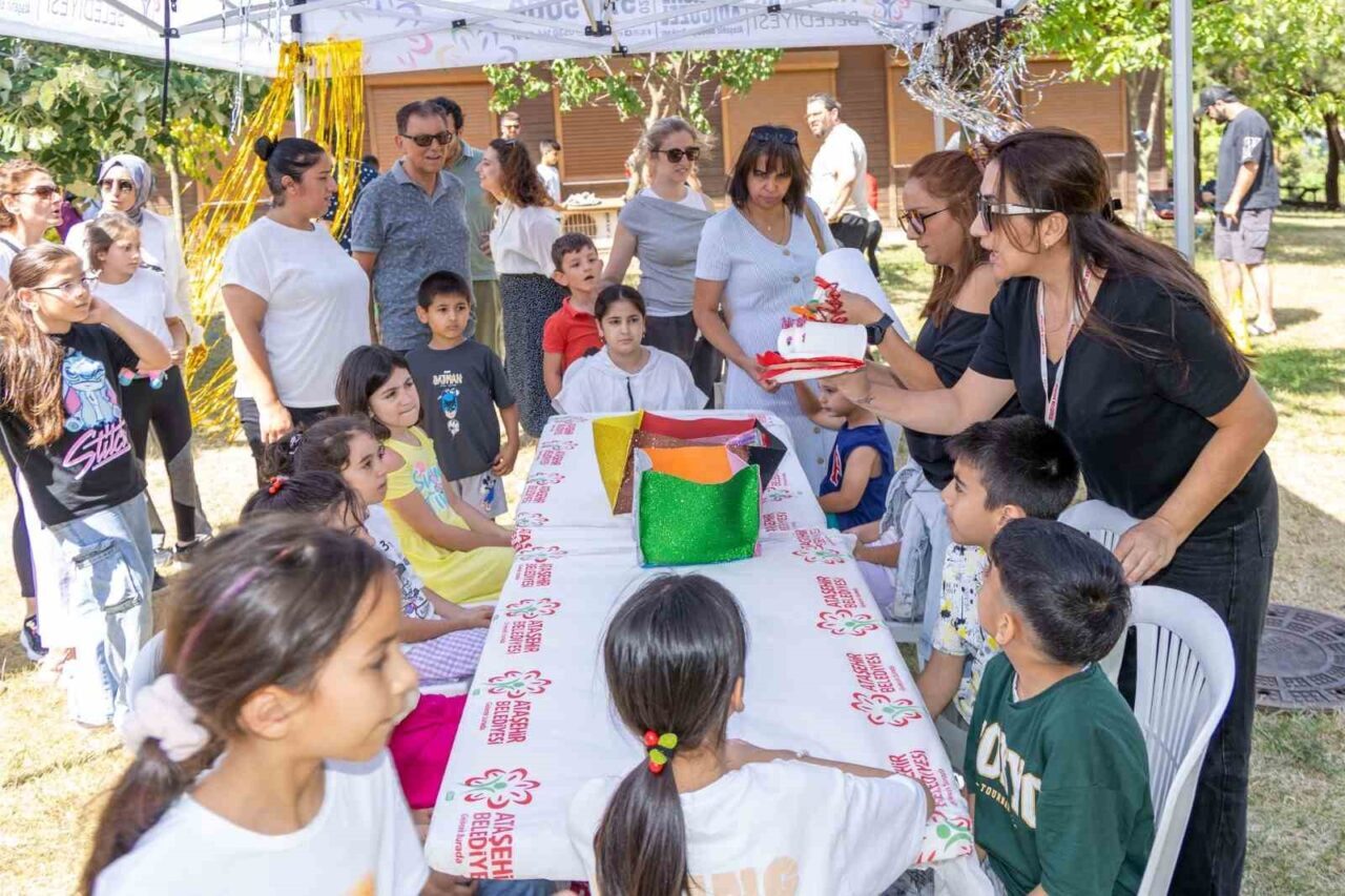 Ataşehir Belediyesi'nin Düştepe Oyun Müzesi, 10. yıl dönümünü kutladı. Etkinlikte