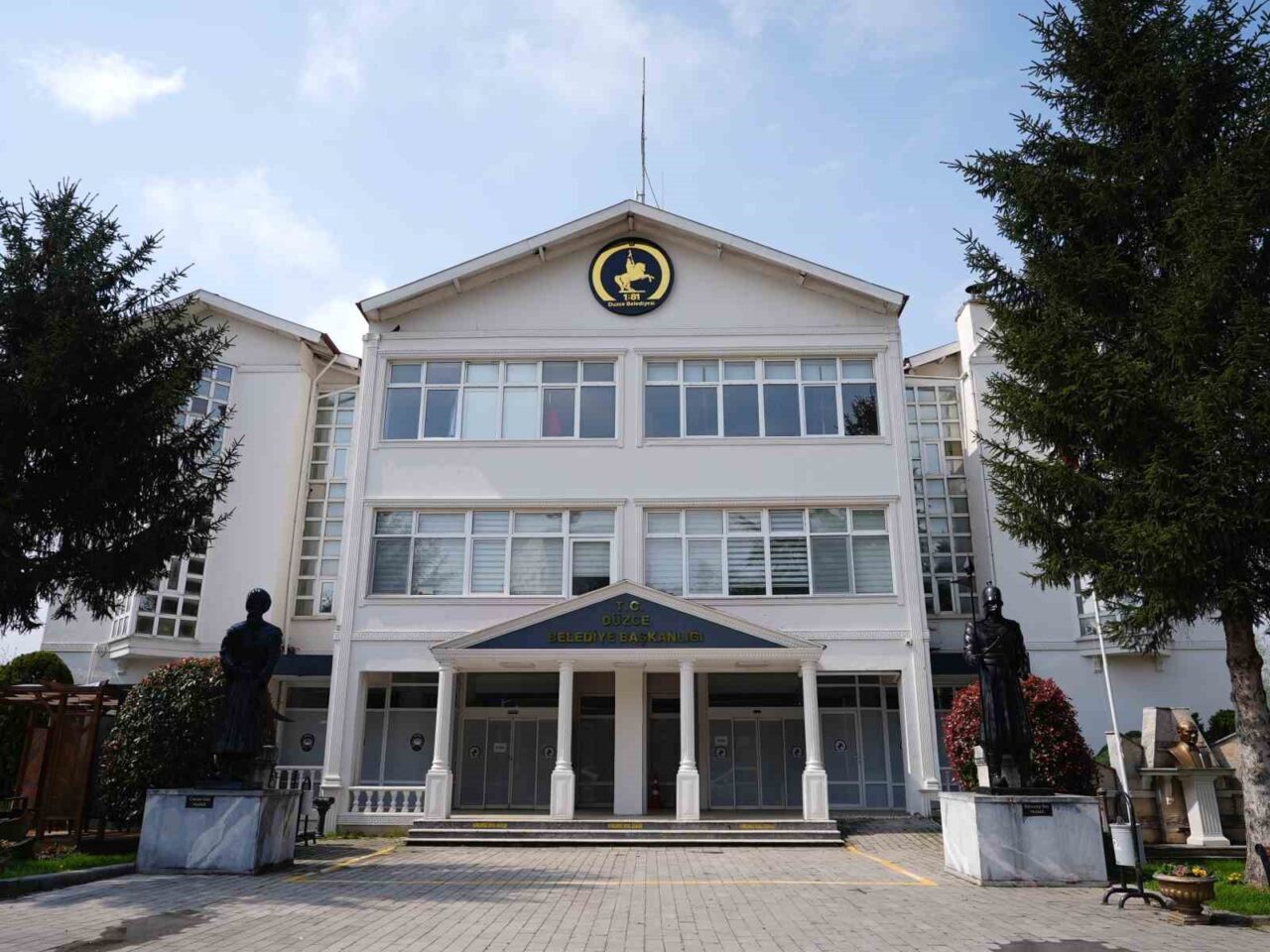 Düzce Belediyesi, mücavir alanındaki dört taşınmazın satışını duyurdu. Emlak ve