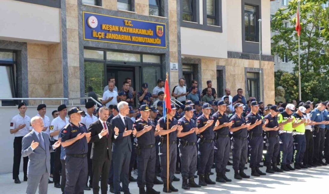 Edirne'nin Keşan ilçesinde meydana gelen trafik kazasında, Jandarma Trafik Tim