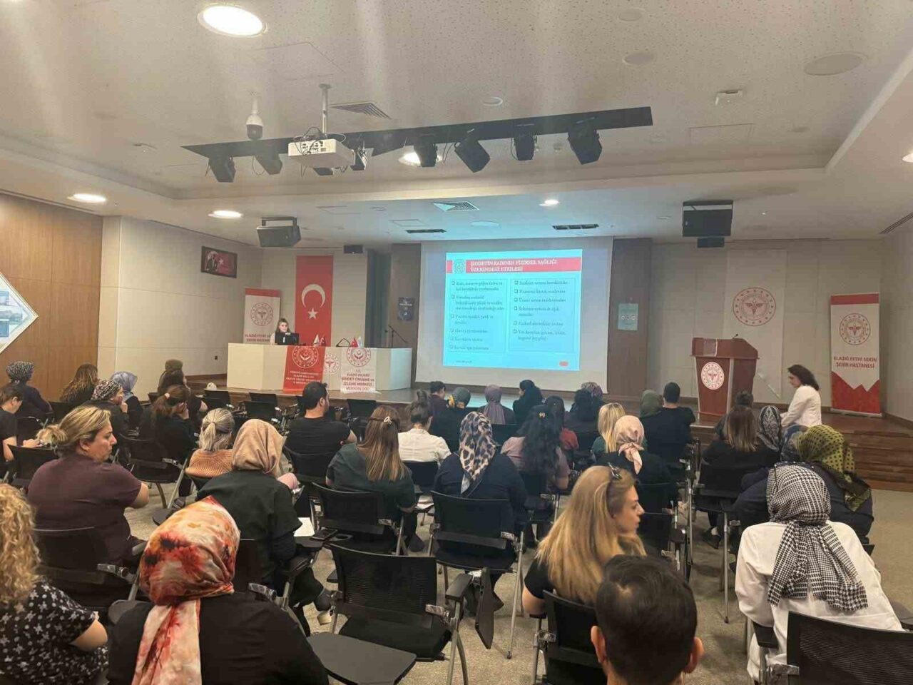 Elazığ'da 2025 'Aile Yılı' çerçevesinde, İl Sağlık Müdürlüğü ve Aile