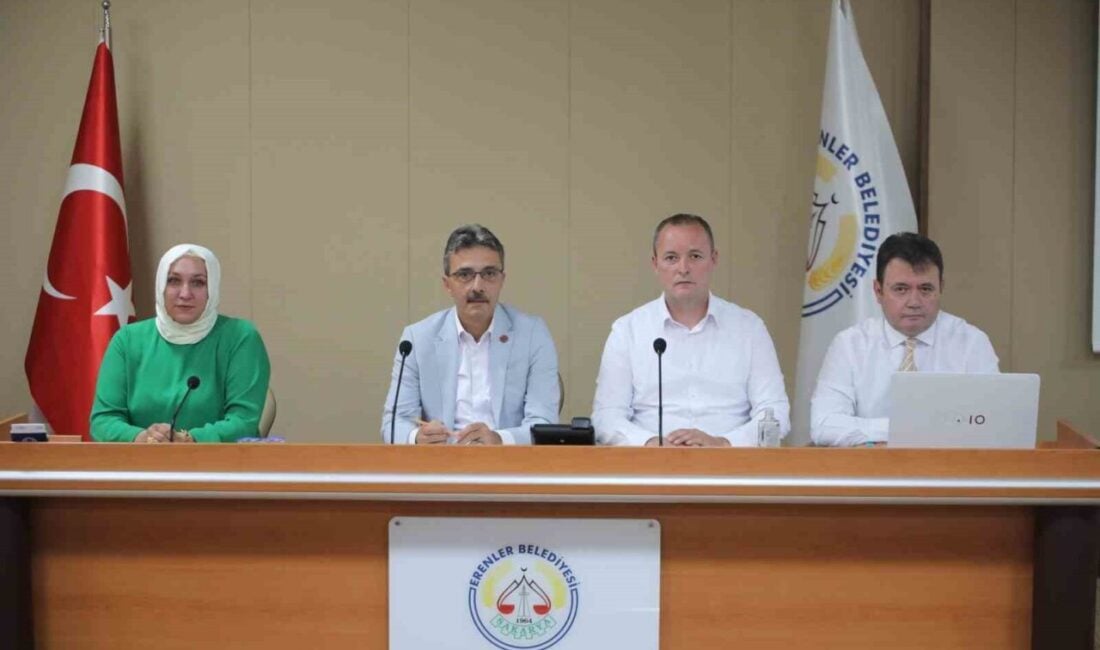Erenler Belediye Başkanı Şenol Dinç, Temmuz Ayı Olağan Meclis Toplantısı'nda,