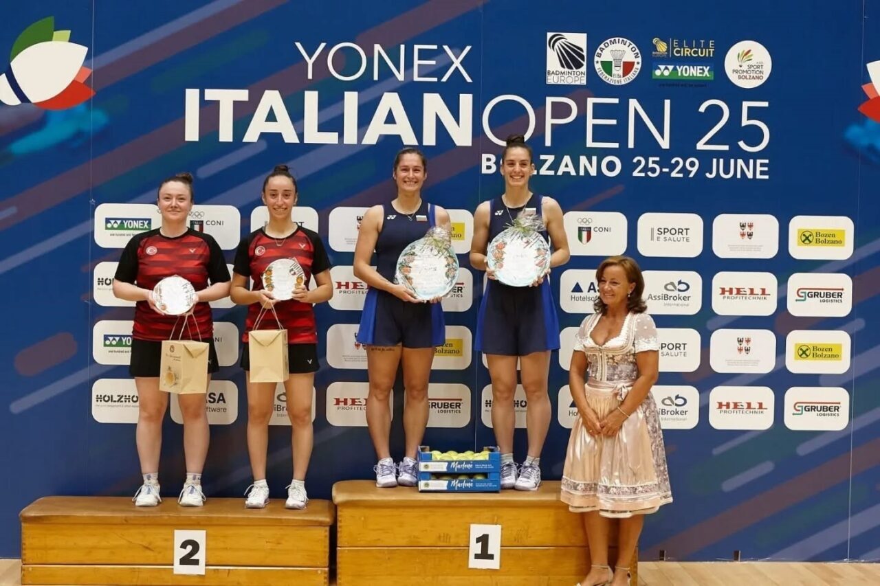 Erzincanlı badmintoncular, İtalya’da gerçekleştirilen "Yonex Italian Open" turnuvasında iki gümüş