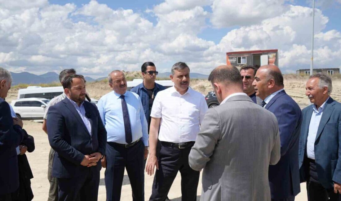 Erzurum II. Organize Sanayi Bölgesi'nde inşaatlar hızla devam ediyor. Vali