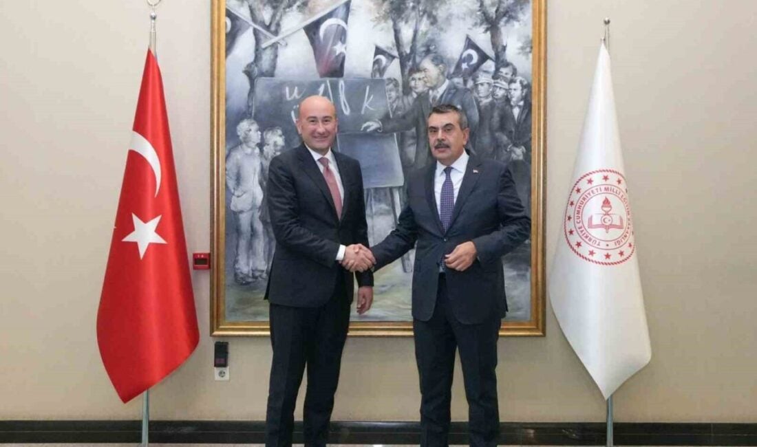 Bahçeşehir Koleji, Millî Eğitim Bakanlığı ile iş birliği yaparak Erzurum'un