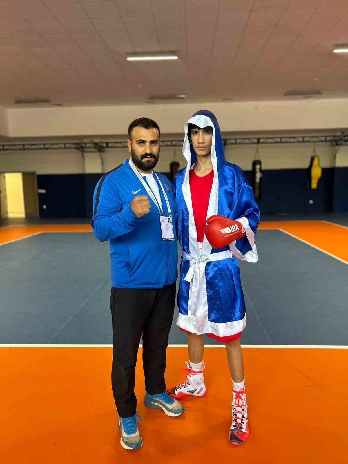 Erzurum Büyükşehir Belediyesi Boks Kulübü sporcusu İbrahim Baran Gül, 28