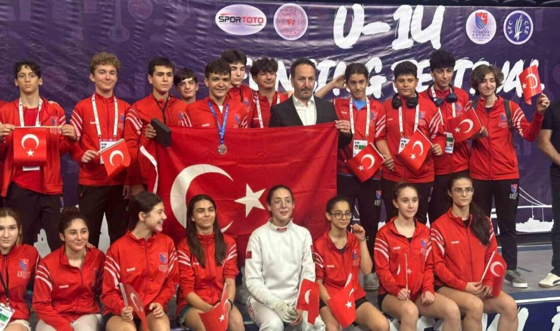 Eskişehirli sporcu Semi Mermutoğlu, İstanbul’daki U14 Eskrim Festivali'nde 11 ülkeden