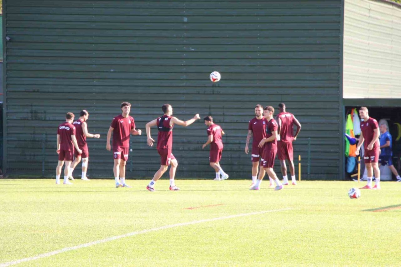 Trabzonspor Teknik Direktörü Fatih Tekke, oyuncuların performansına göre geleceğinin belirleneceğini