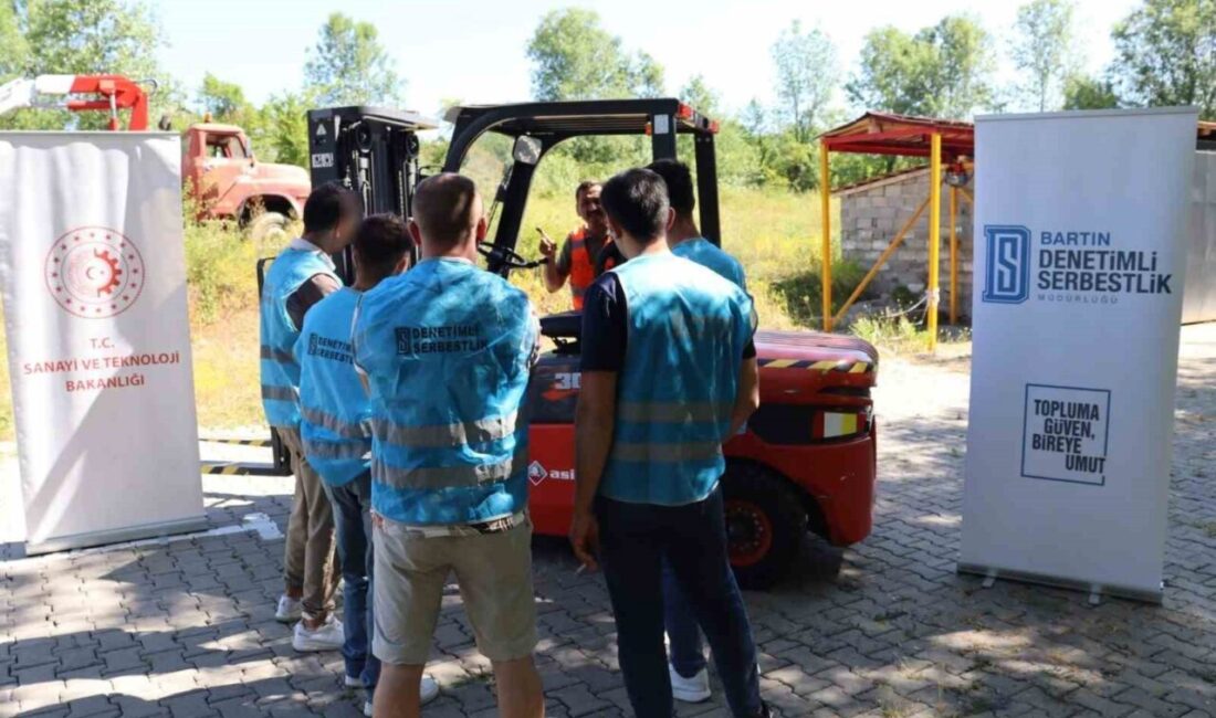 Bartın'da denetimli serbestlik tedbiri altındaki bireylere forklift eğitimi verildi. BAKKA