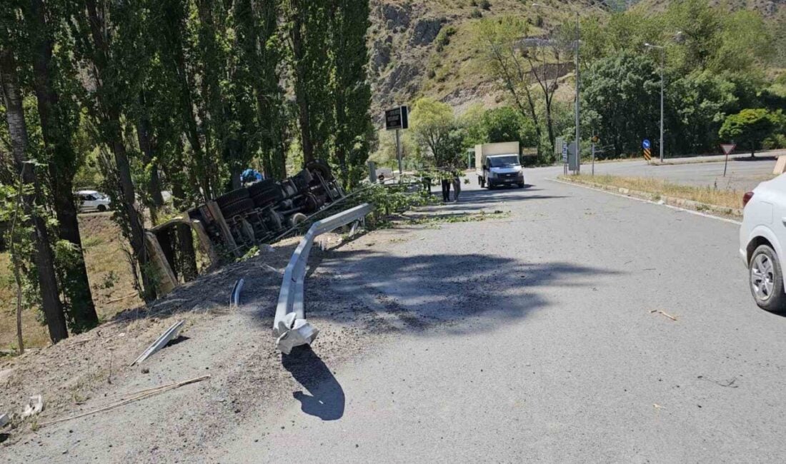 Erzurum’un İspir ilçesinde gerçekleşen trafik kazasında freni boşalan bir kamyon