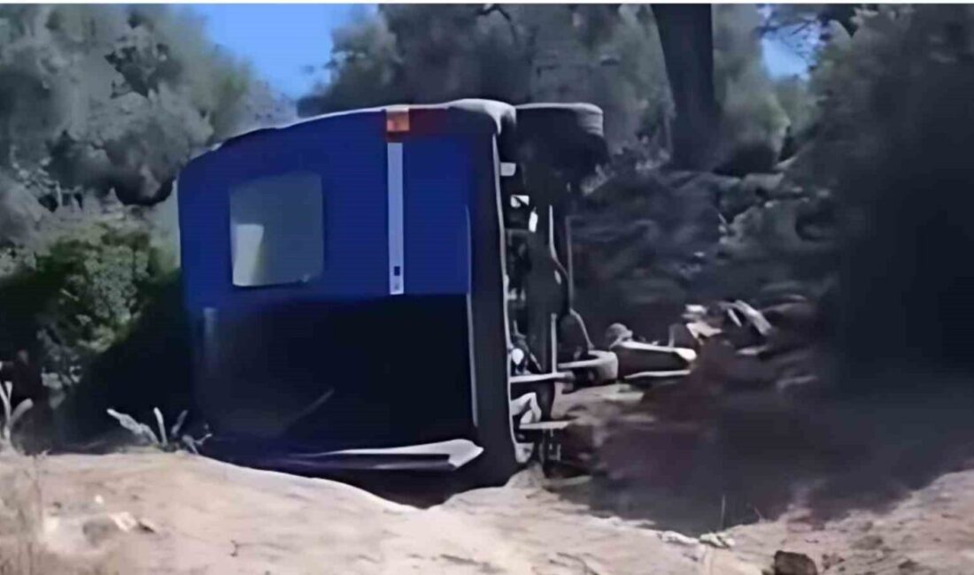 Aydın’ın Söke ilçesindeki trafik kazasında freni tutmayan H.Y. idaresindeki minibüs