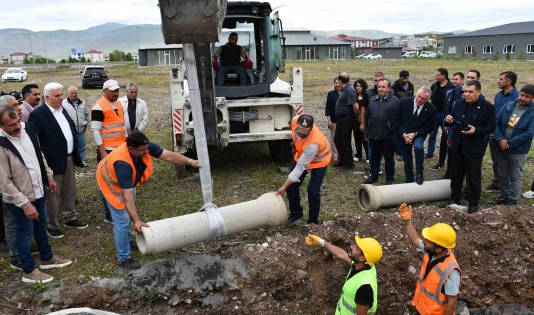 Ardahan'da 24 dönümlük alanda inşa edilecek Oto Galericiler Sitesi’nin temeli