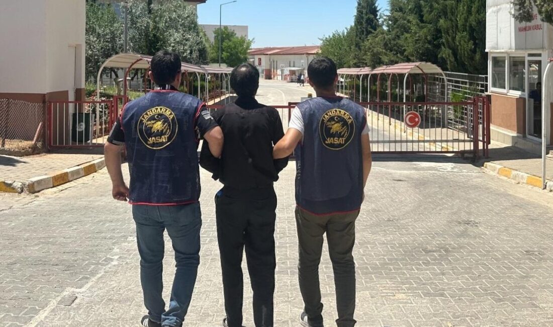 Gaziantep'te, "Uyuşturucu veya Uyarıcı Madde Ticareti Yapma veya Sağlama" suçundan