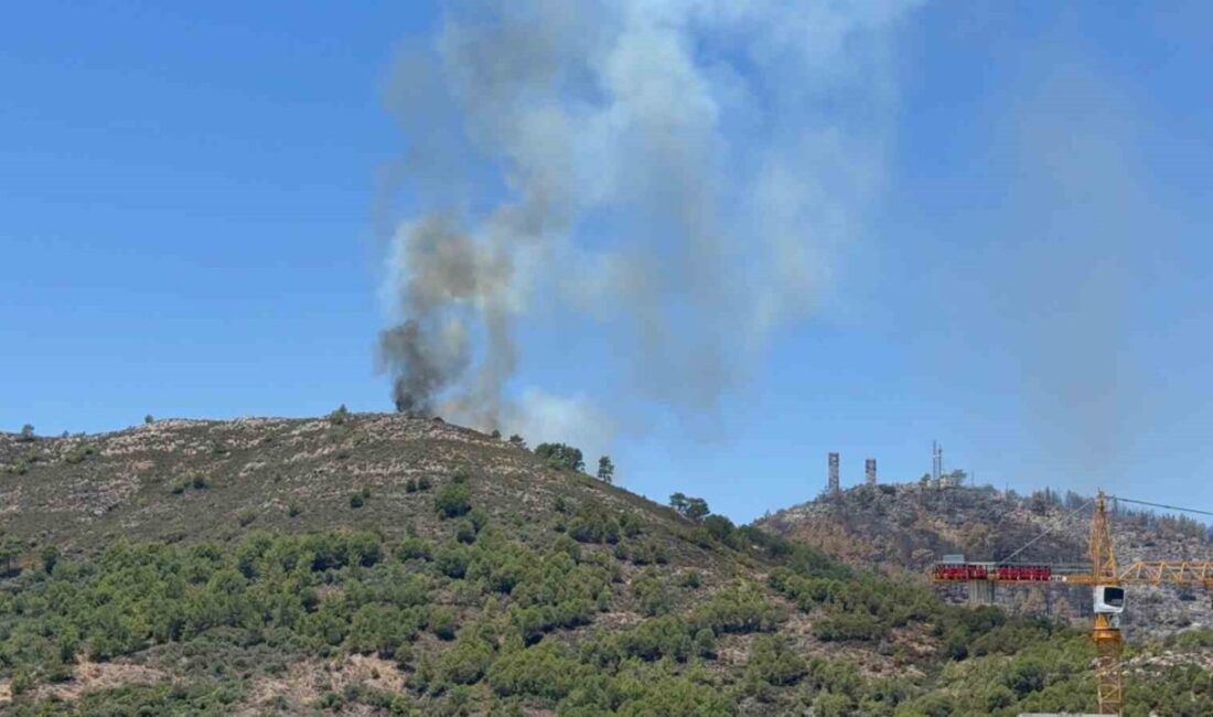 Antalya'nın Gazipaşa ilçesinde ormanlık alanda çıkan yangın, 112 Acil Çağrı