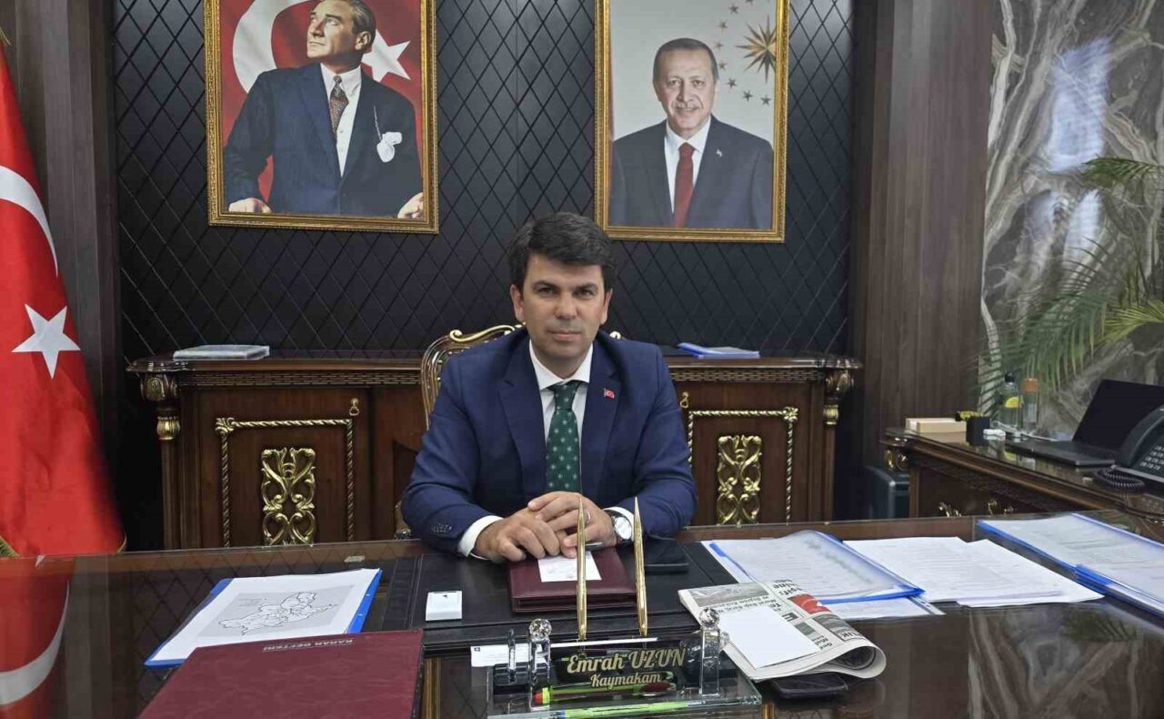 Ceylanpınar'dan Gediz Kaymakamlığı'na atanan Emrah Uzun, ilçedeki görevine başladı. Uzun,