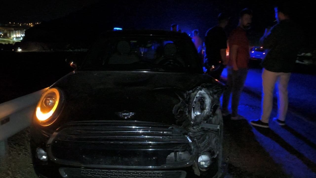 Batman'ın Gercüş ilçesinde bir pikap ile otomobilin çarpışması sonucu maddi