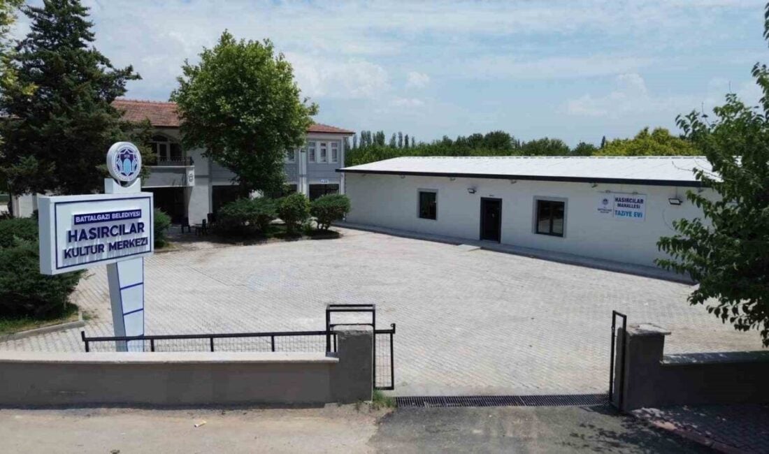 Malatya'nın Battalgazi ilçesindeki Hasırcılar Mahallesi'nde yeni bir taziye evi açıldı.