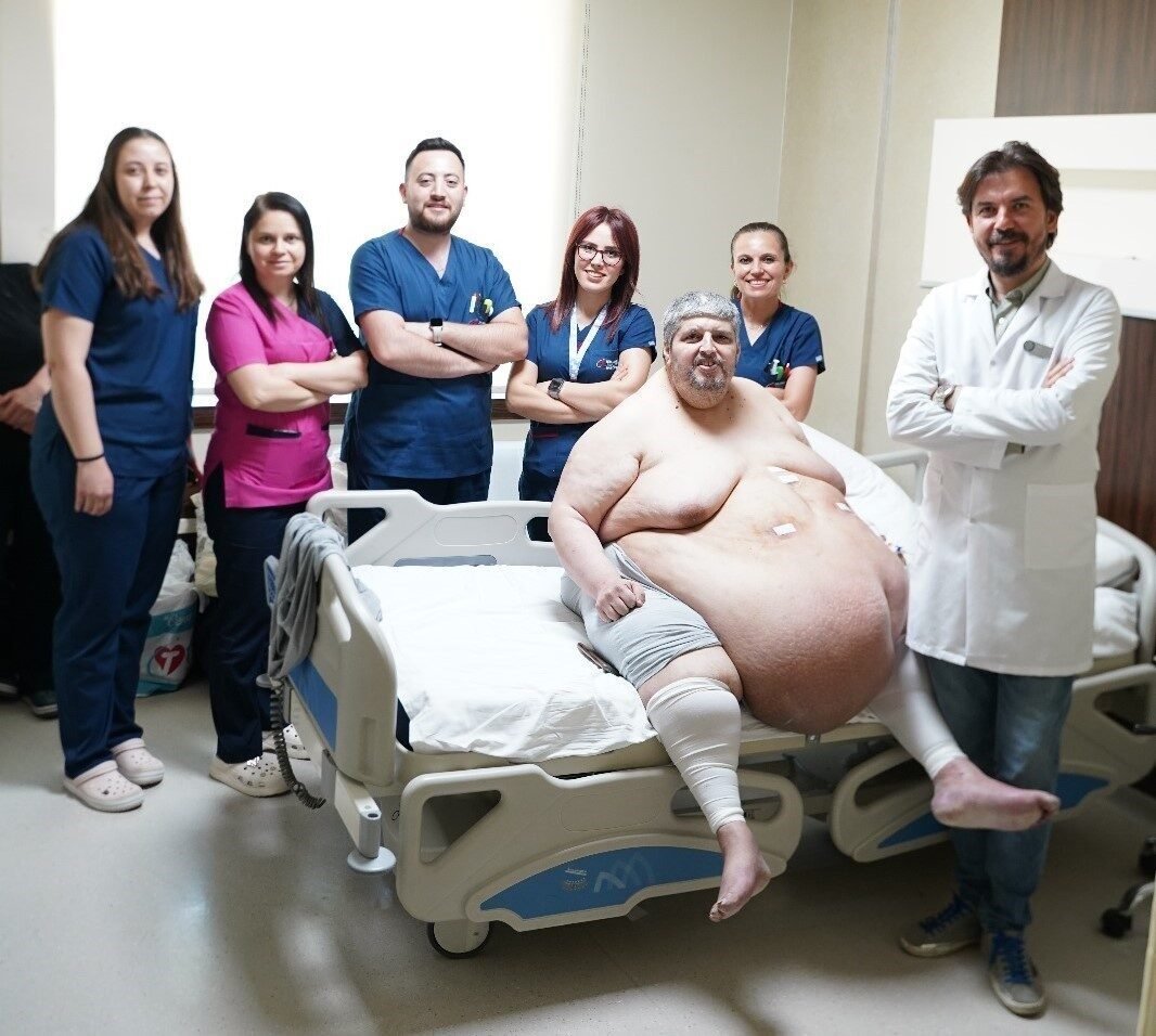 Aydın'da 310 kiloya ulaşan 49 yaşındaki Barış Yıldırım, tüp mide
