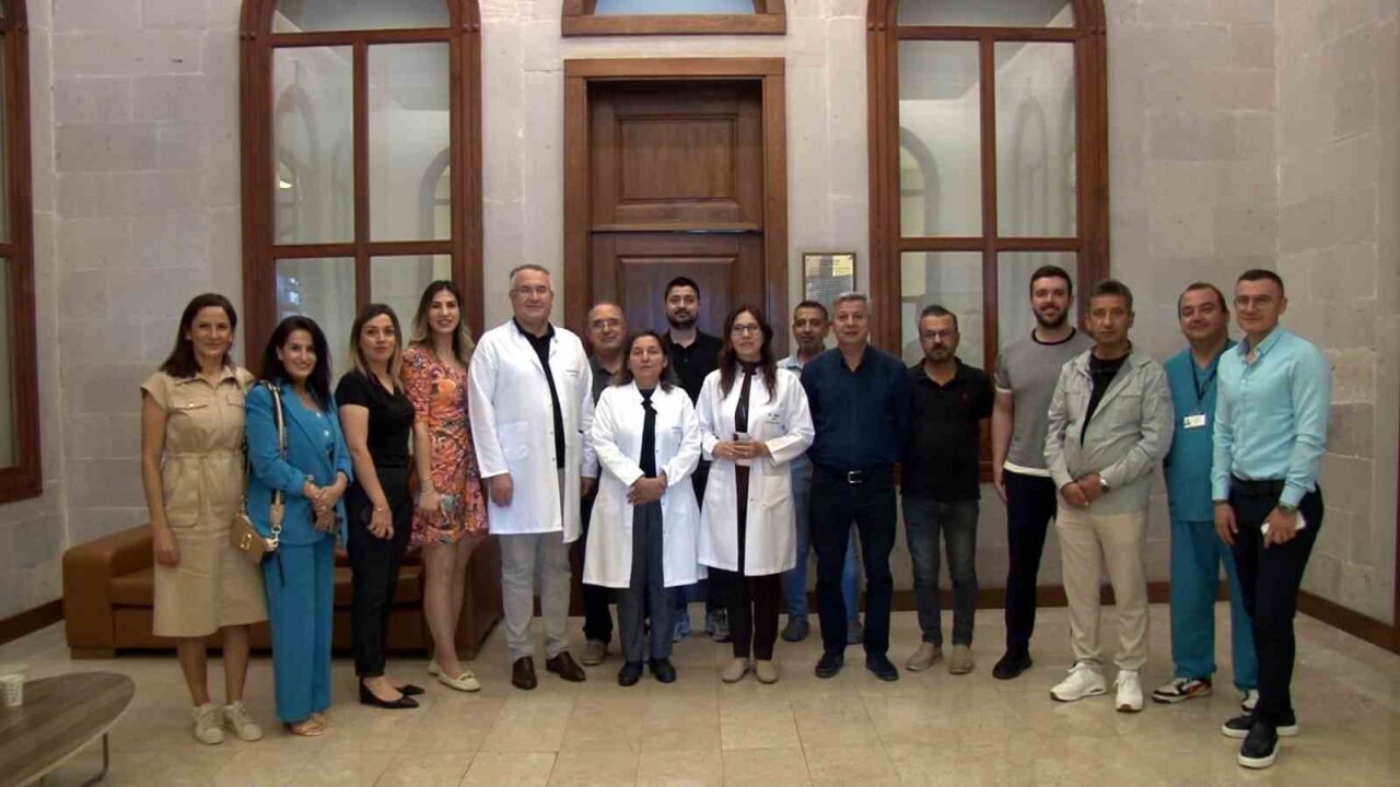 Acıbadem Kayseri Hastanesi, hekimler için Kırım Kongo Kanamalı Ateşi (KKKA)