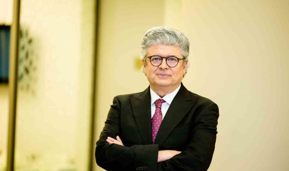 Kadın Hastalıkları ve Doğum Uzmanı Prof. Dr. Faruk Buyru, HPV'nin