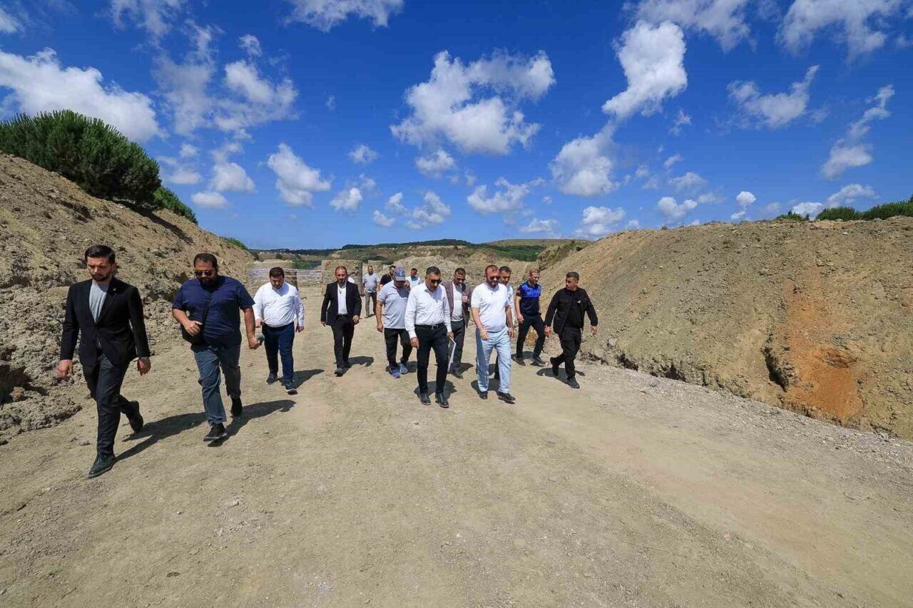 İstanbul Büyükşehir Belediyesi, CHP üyelerinin oylarıyla Mavigöl’ü atık döküm sahası