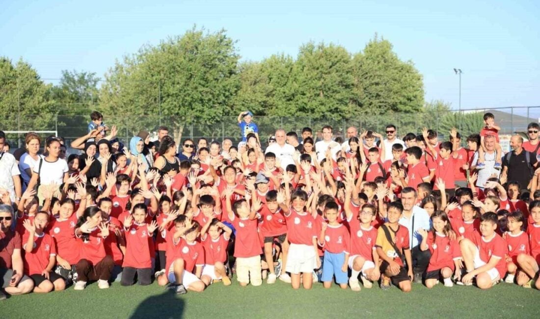 İncirliova Belediyesi ve Gençlik Spor İlçe Müdürlüğü iş birliğiyle Yaz