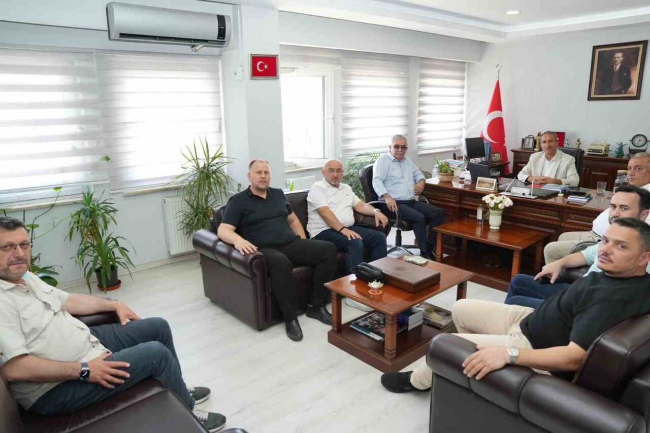 Düzce Ticaret ve Sanayi Odası Başkanı Erdoğan Bıyık ve ekibi,