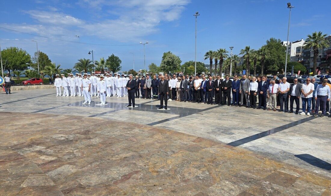 Zonguldak'ın Ereğli ilçesinde 1 Temmuz Denizcilik ve Kabotaj Bayramı törenle
