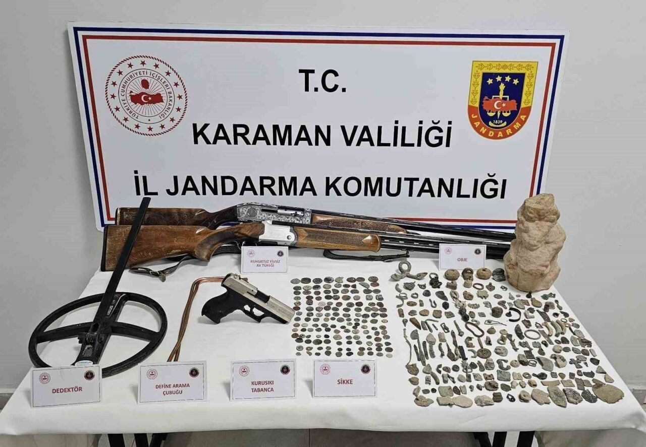 Karaman'da İl Jandarma Komutanlığı’nın uygulamalarında, tarihi eserler ve uyuşturucu maddeler