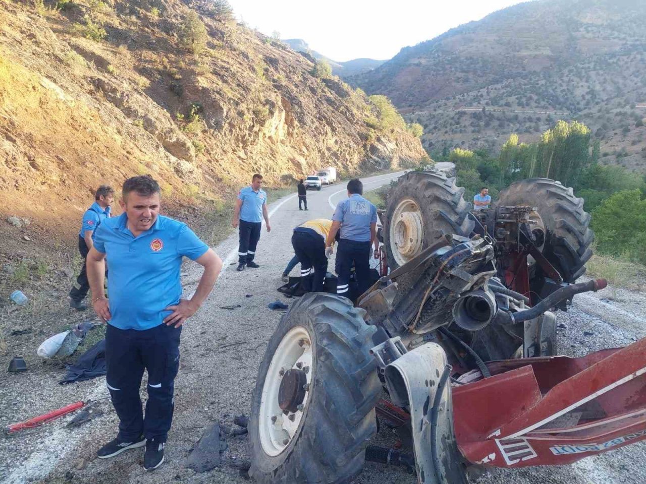 Karaman'da Göçer köyü yakınlarında meydana gelen traktör kazasında 56 yaşındaki