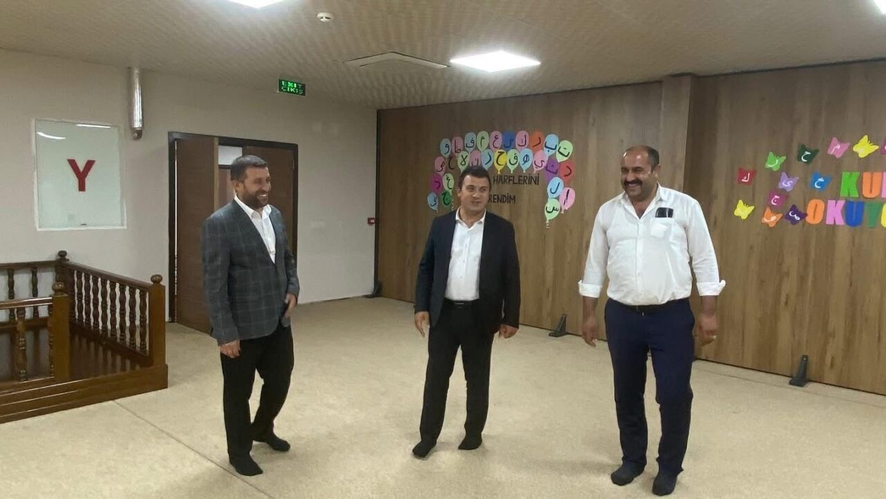 Ağrı'nın Patnos ilçesinde İlçe Kaymakamı Burak Dertlioğlu, Recep Tayyip Erdoğan