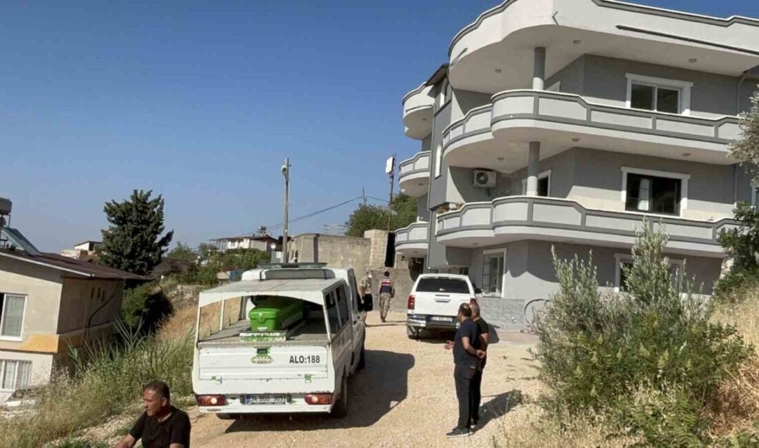 Hatay'da H.İ., madde bağımlısı eşi Feryal İ. ile 12 yaşındaki